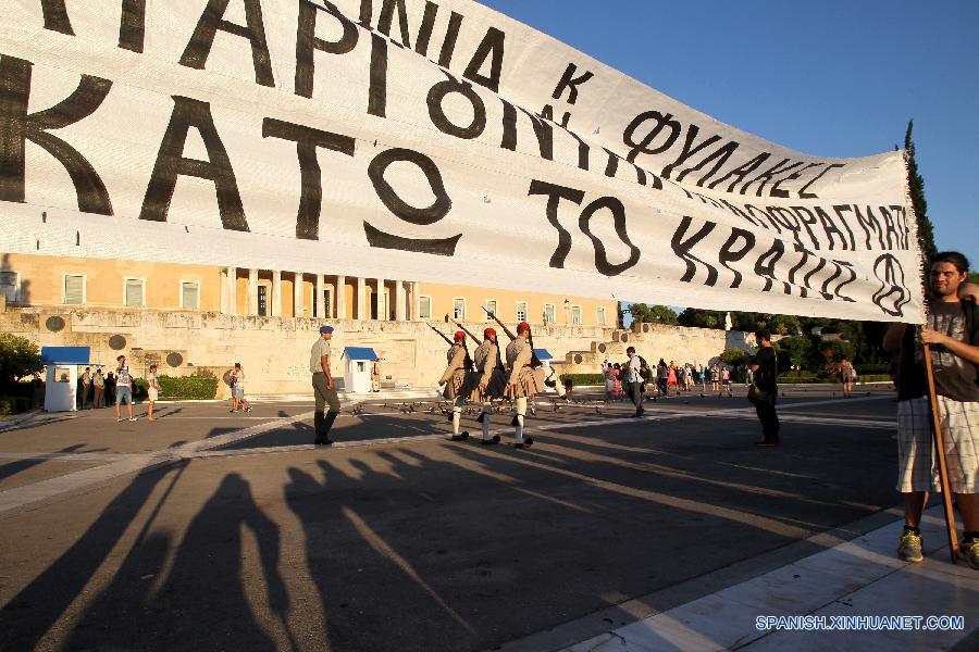 Protestas en Grecia previas a votación sobre acuerdo se vuelven violentas 2