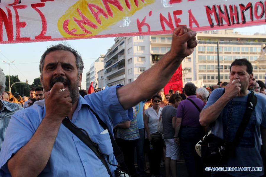 Protestas en Grecia previas a votación sobre acuerdo se vuelven violentas 5