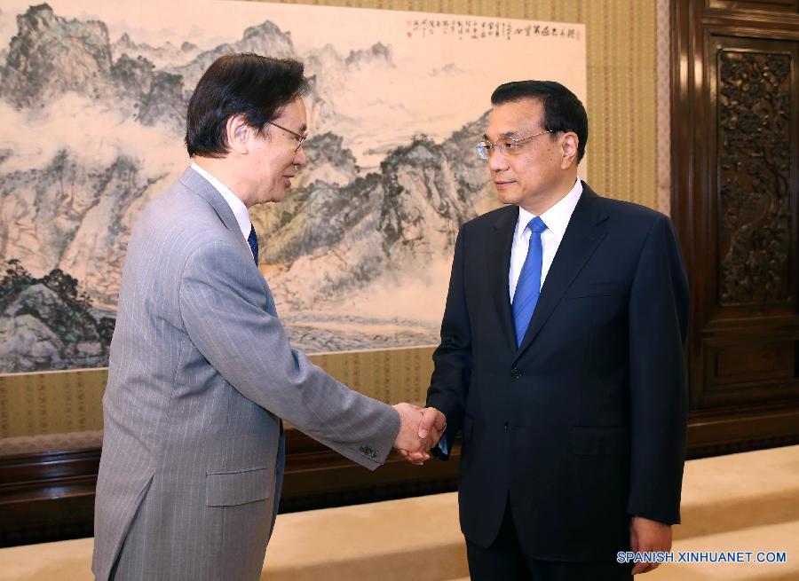 Primer ministro chino se reúne con asesor de seguridad nacional de Japón