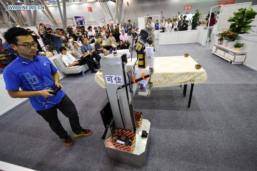El robot 'Kejia' actuá en la XIX Robocup en China
