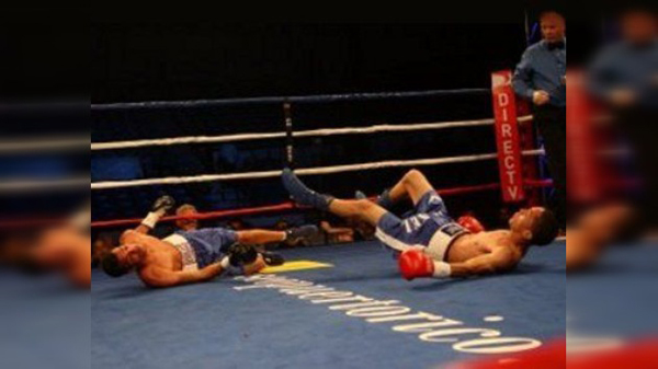 Dos boxeadores puertorriqueños caen en un doble 'nockdown'