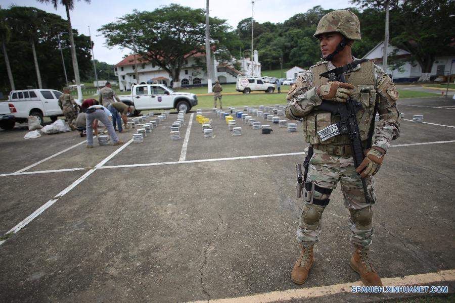 Decomisa 1,9 toneladas de droga en Panamá 4