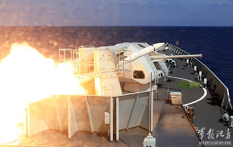 Armada china realiza ejercicio con municiones reales en Mar Meridional de China 7