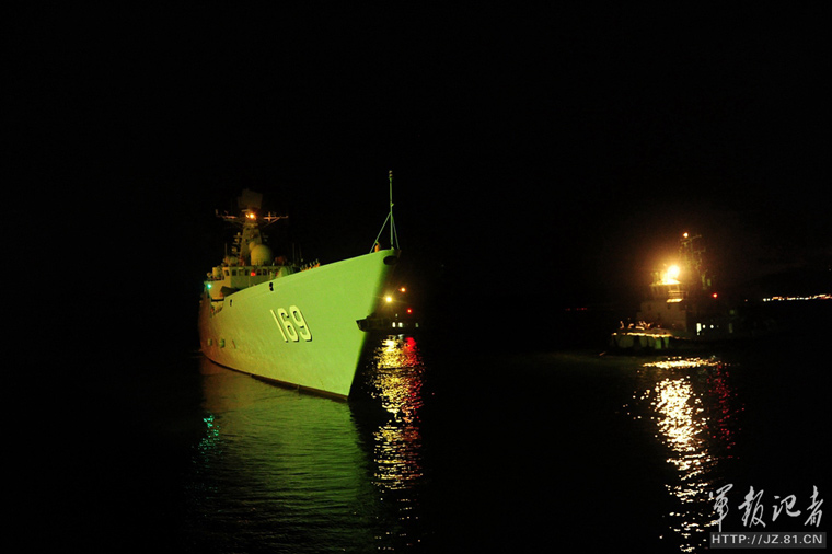 Armada china realiza ejercicio con municiones reales en Mar Meridional de China 2