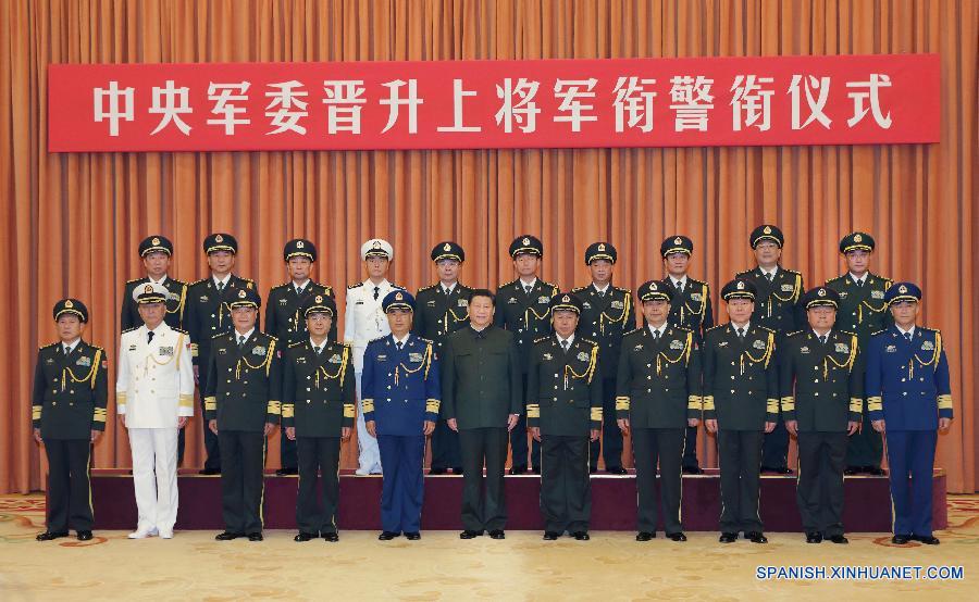 China promueve a 10 oficiales al rango de general