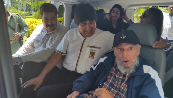 Fidel Castro y Maduro realizan visita sorpresa a Evo Morales