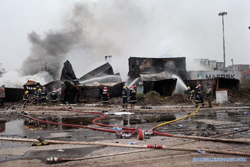 Asciende a 85 cifra de muertos por explosiones en Tianjin