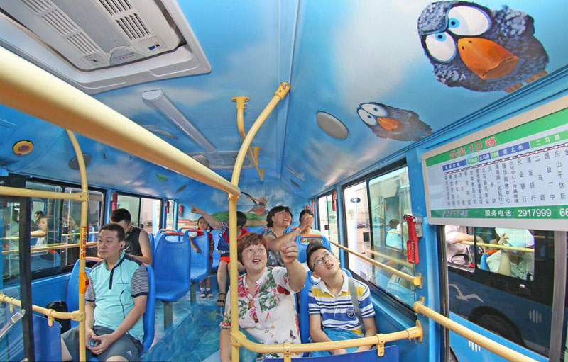 Autobuses temáticos del océano en 3D llegan a Shandong
