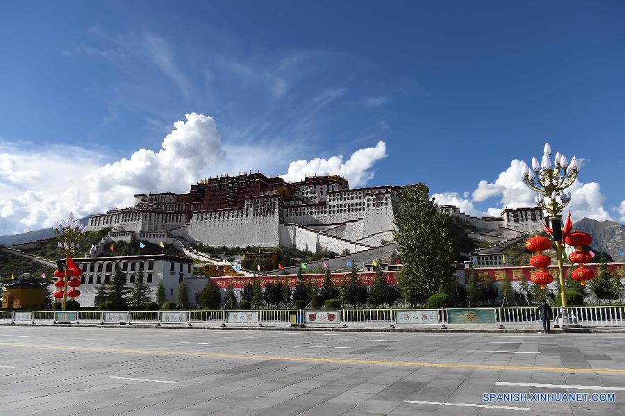 Libro blanco afirma que autonomía regional étnica se ajusta a Tíbet