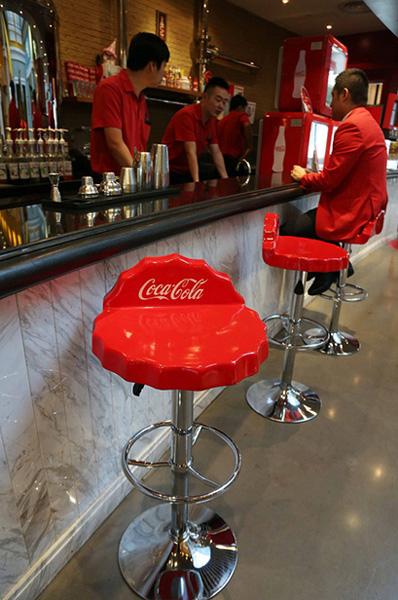 Inauguran un restaurante de Coca-Cola en Shanghai