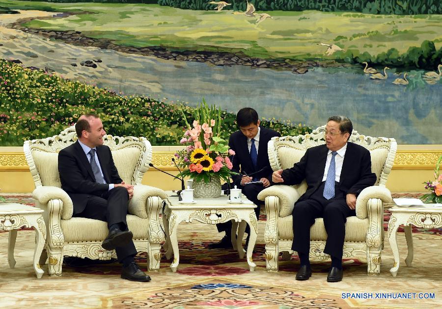 Máximo asesor político de China pide fortalecer relaciones China-Europa