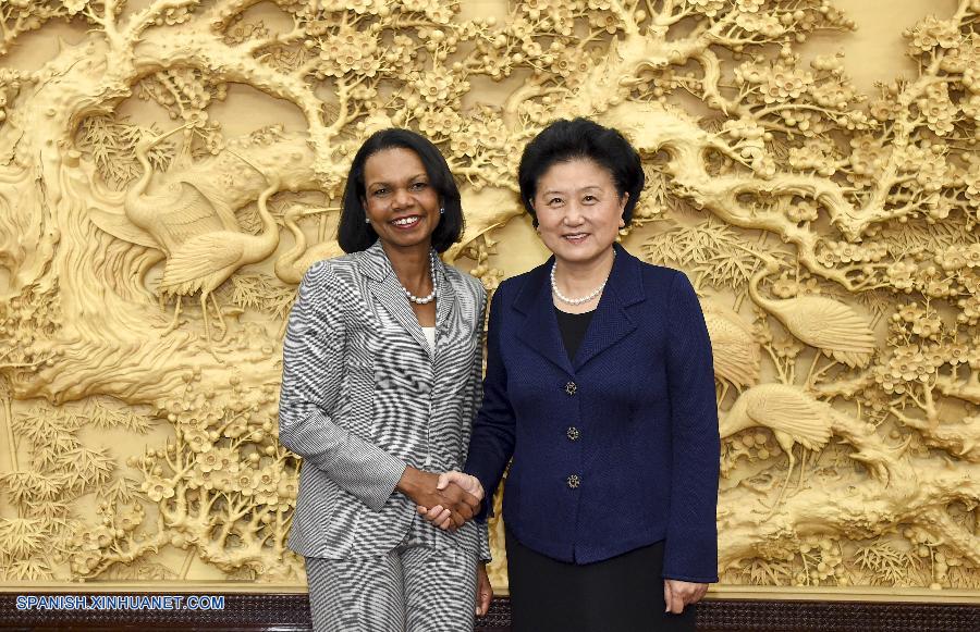 Viceprimera ministra china se reúne con ex secretaria de Estado de EEUU