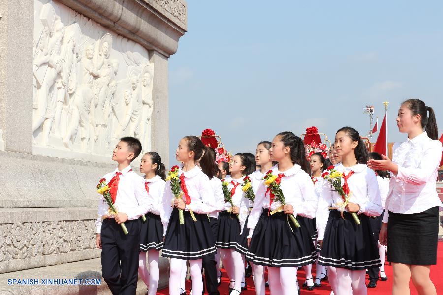 China conmemora Día de los Mártires en Plaza de Tian'anmen