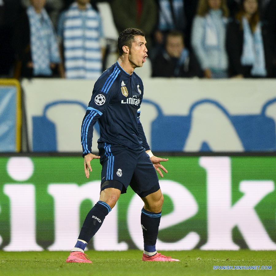 Fútbol: Real Madrid gana 2-0 al Malmoe con doblete de Ronaldo