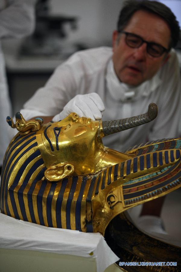 Comienza la restauración de la máscara de Tutankamón en El Cairo