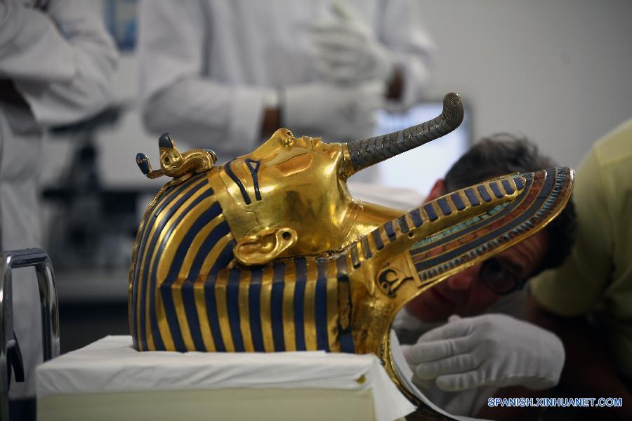 Comienza la restauración de la máscara de Tutankamón en El Cairo
