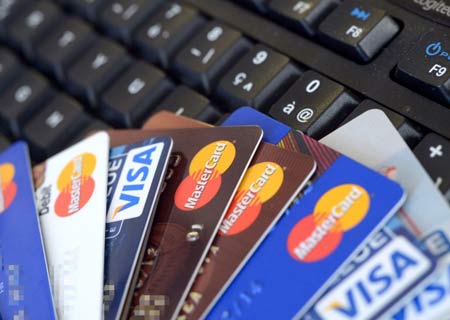 Disminuyen robos de tarjetas de crédito en EEUU: Gallup
