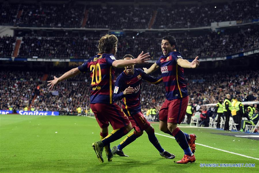 Fútbol: Barcelona arroya 4-0 al Real Madrid