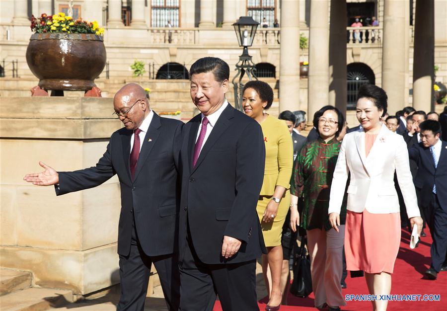 Presidentes de China y Sudáfrica dialogan sobre el fortalecimiento de las relaciones bilaterales