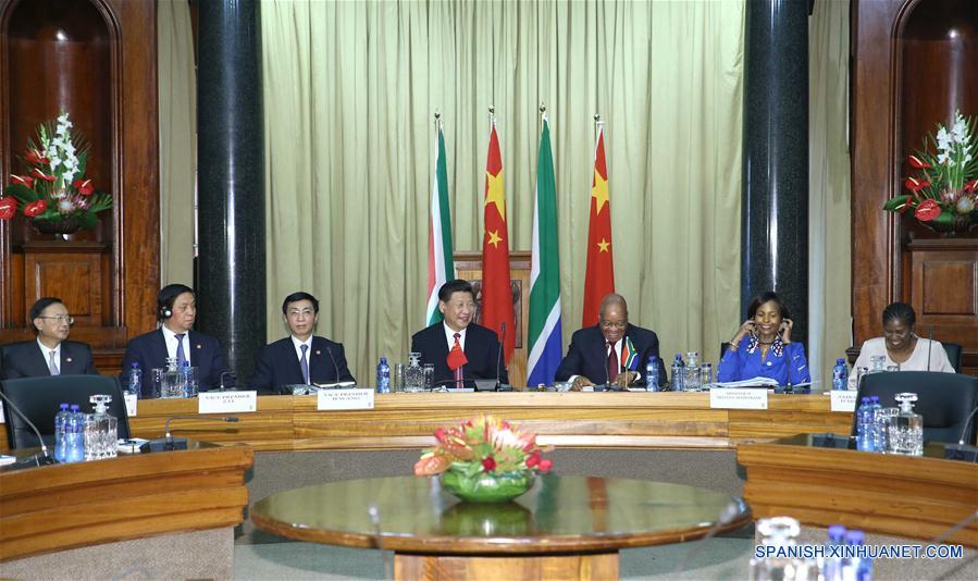 Presidentes de China y Sudáfrica dialogan sobre el fortalecimiento de las relaciones bilaterales