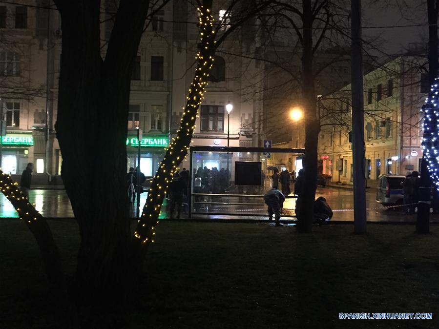 Explosión en parada de autobuses en Moscú deja tres heridos