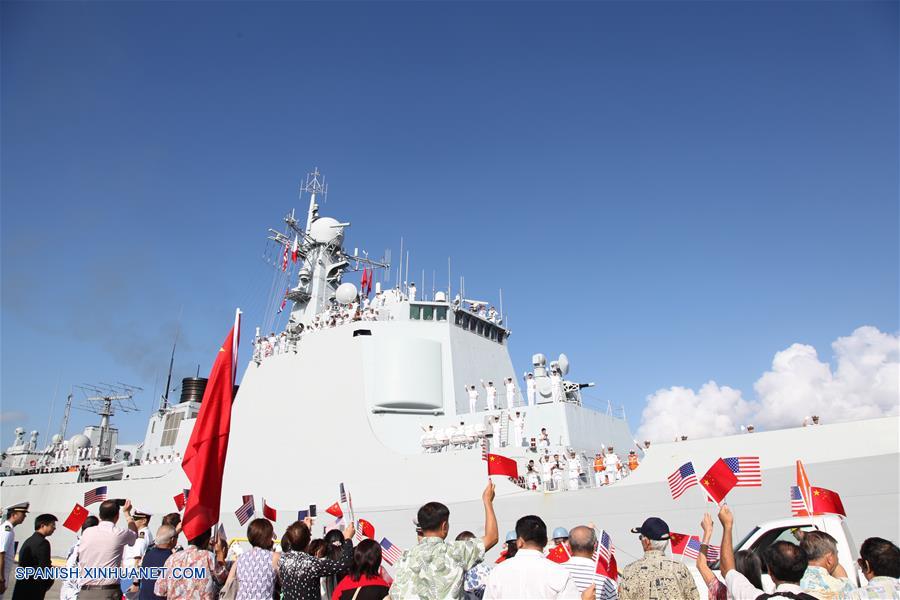 Flota de la Armada china llega a Pearl Harbor en visita amistosa