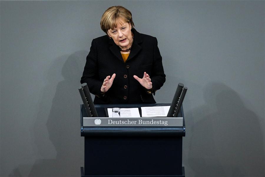 Merkel apoya planes de UE para fortalecer protección fronteriza