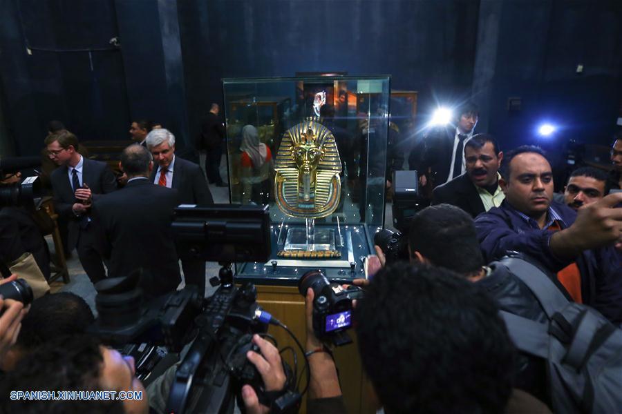 Máscara de oro de Tutankamón vuelve a ser exhibida tras restauración