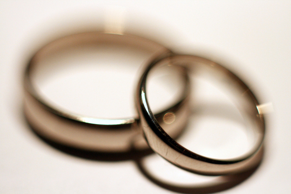 Un error informático afecta a decenas de miles de divorcios en Reino Unido