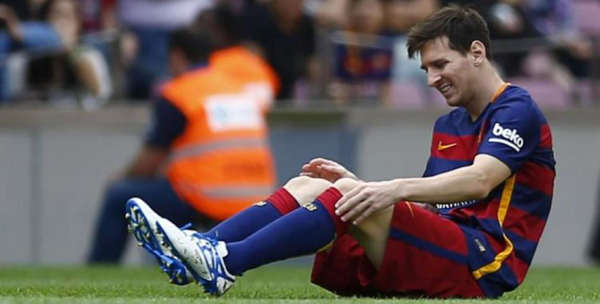 Una dolencia puede dejar fuera a Messi del Mundial