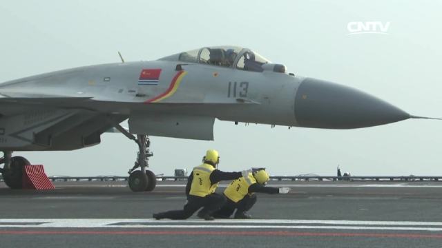 Nuevas imágenes de portaaviones de China