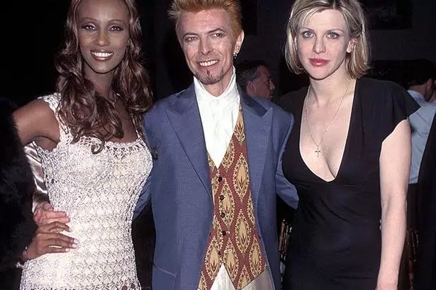Muere leyenda pop británica David Bowie a los 69 años de edad