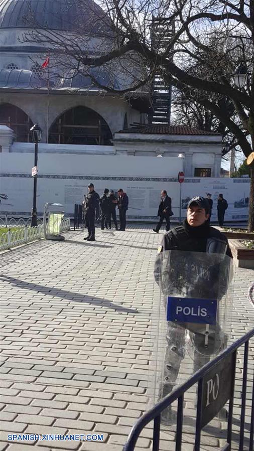 Explosión en Estambul deja al menos 10 muertos y 15 heridos