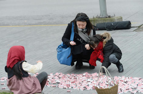 La “pequeña cerillera” reaparece en Shanghai