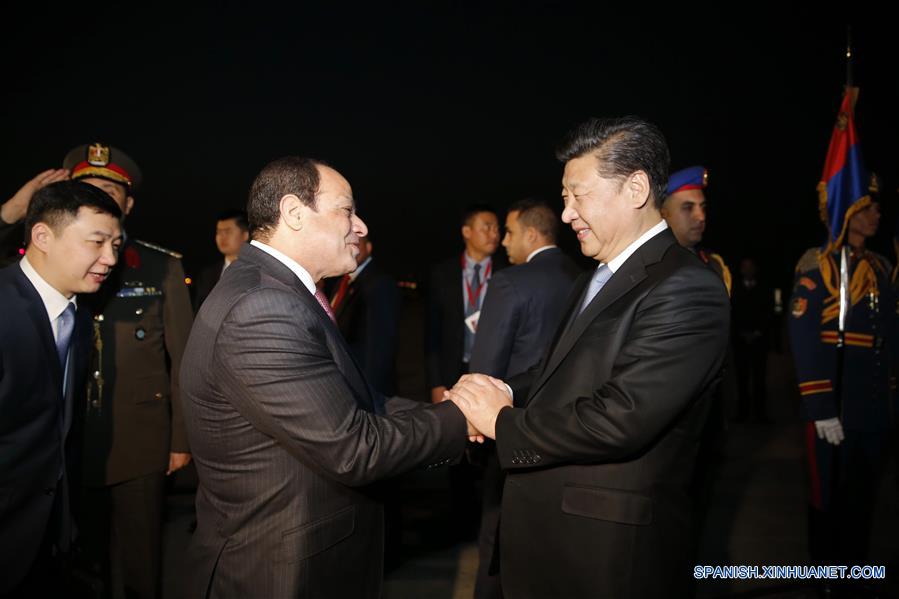 Presidente chino llega a Egipto para iniciar visita de Estado