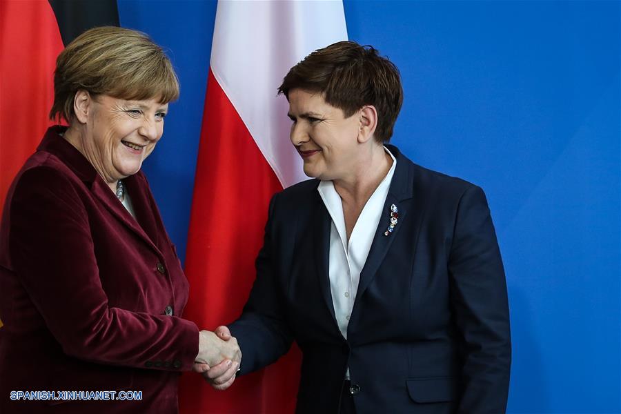Alemania y Polonia prometen esfuerzos comunes para mantener a RU en UE