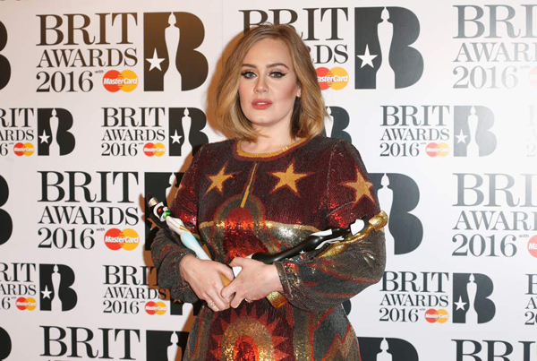 Adele gana el Brit a mejor álbum por su trabajo '25'