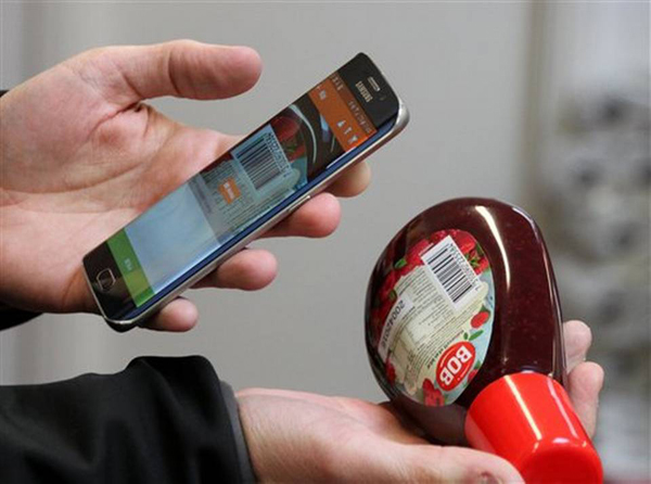 En una tienda sueca sin personal, sólo hace falta un celular para efectuar la compra