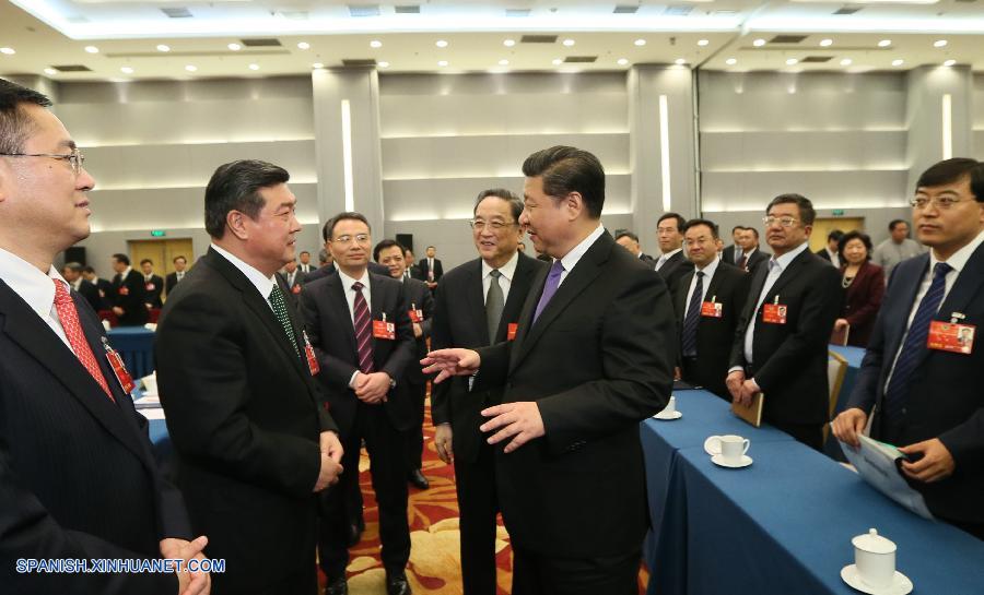 Presidente chino subraya adhesión a sistema económico básico