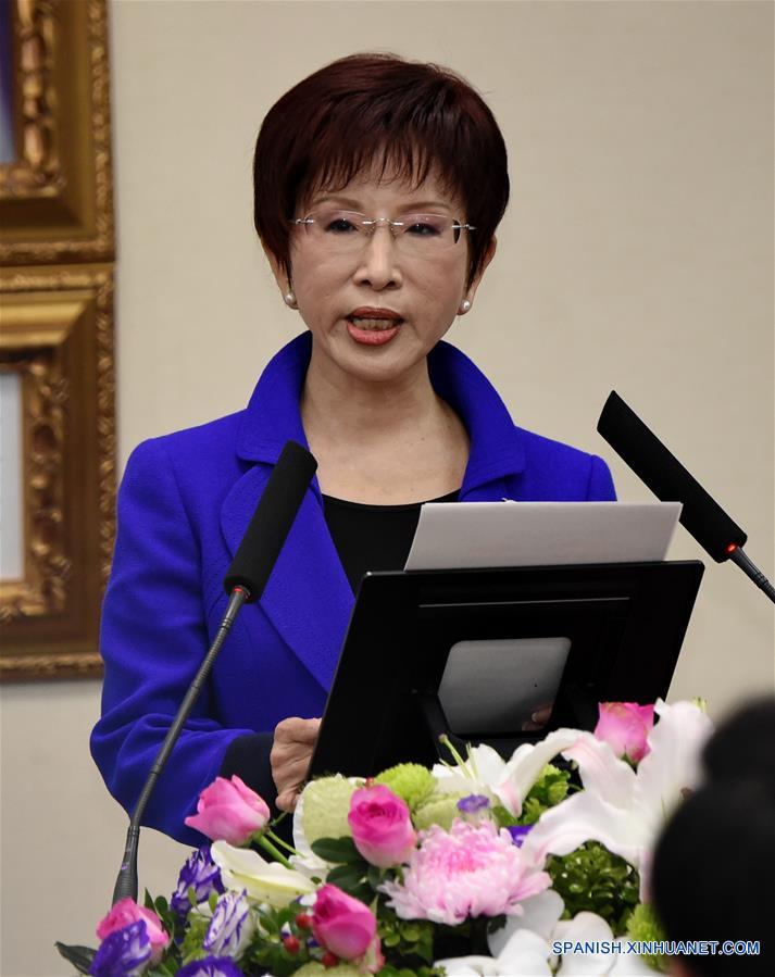 Hung Hsiu-chu, ex vicepresidenta legislativa de Taiwan, pronuncia su discurso inaugural como presidenta del partido Kuomintang (KMT) en Taipei, Taiwán, sudeste de China, 30 de marzo de 2016. Hung Hsiu-chu, primera mujer líder del partido, asumió el cargo el miércoles . (Xinhua / Zhang Guojun)