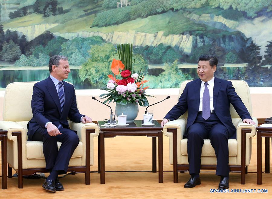 Presidente chino se reúne con director general de Disney
