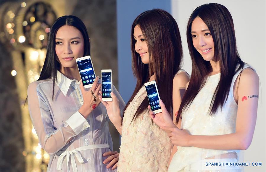 Huawei lanza teléfono inteligente P9 en Taipei