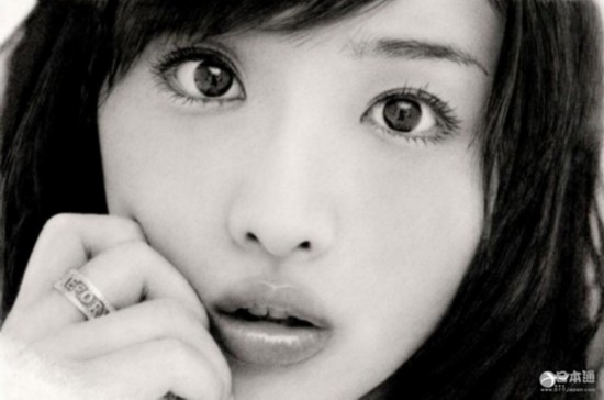 Dibujos a lápiz de actrices japonesas como si fueran fotos