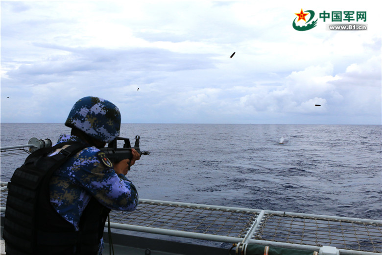Marina china realiza maniobras con munición real