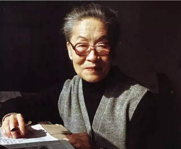 Fallece Yang Jiang a los 105 años
