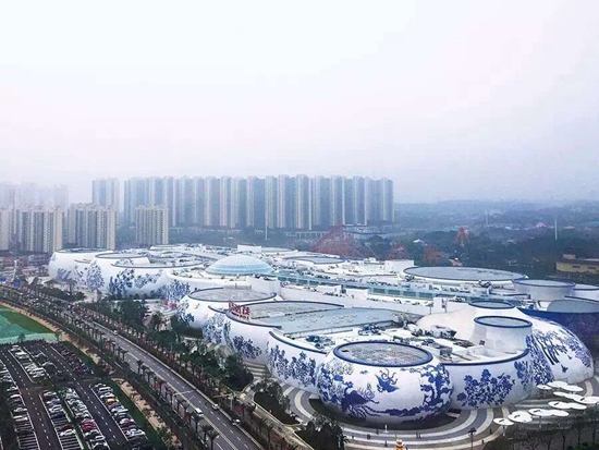 Wanda City: China desafia Disney com mega-parque de diversões