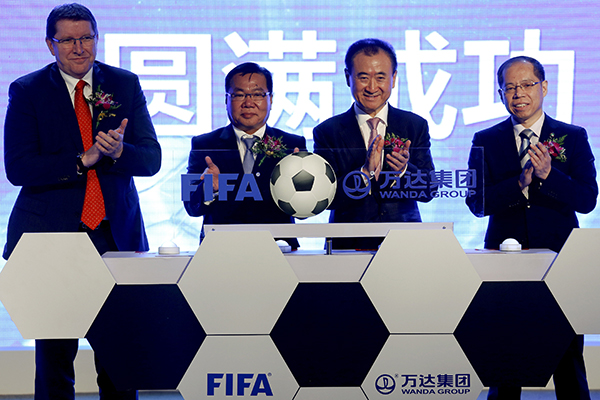 La FIFA encuentra en China nuevos solventes amigo