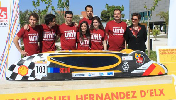 Alumnos españoles diseñan un coche capaz de recorrer 2.000 kilómetros con un litro de alcohol