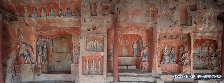 SICHUAN, junio 21, 2016 (Xinhua) -- Vista de las estatuas de buda en la grutas Beikan de Bazhong, provincia de Sichuan, en el suroeste de China, el 21 de junio de 2016. De acuerdo con estadísticas de la autoridad de reliquias, hay más de 8,000 estatuas en unas 500 grutas de Bazhong. La mayoría de ellas fueron creadas en la Dinastía Tang (618-907). Las Grutas de Bazhong se caracterizan por la talla y pintura de las figuras de la Dinastía Tang. (Xinhua/Jiang Hongjing)
