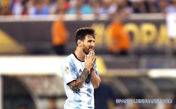 Messi anuncia retiro internacional